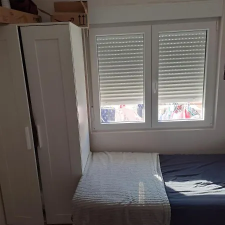 O Piso Entero Dependiendo De La Negociacion Мансилья-де-лас-Мулас